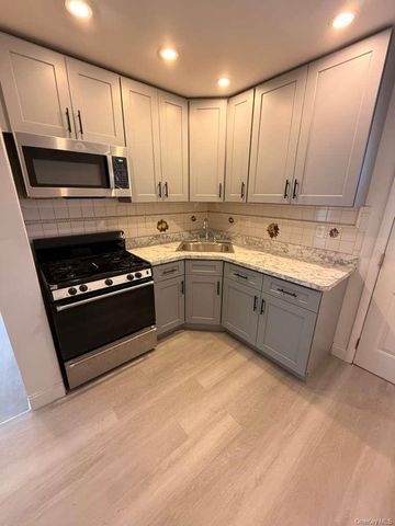 120-54 194th Street, Saint Albans, NY 11412