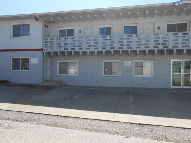 339 S Lincoln St Apt D, Bloomington, IN 47401