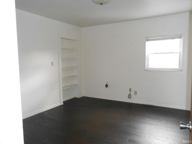 339 S Lincoln St Apt D, Bloomington, IN 47401