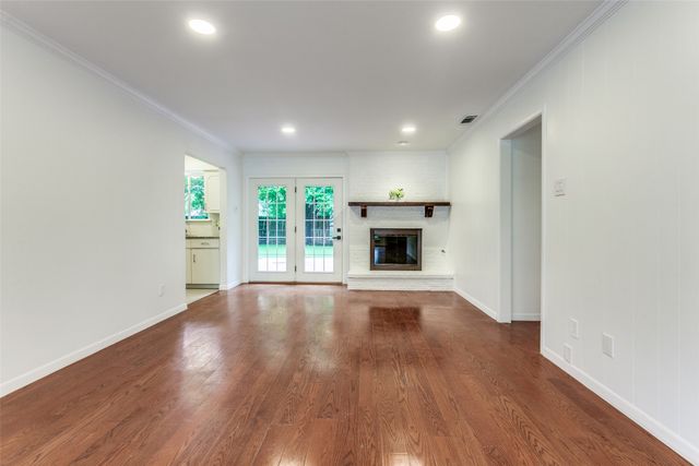 2718 Running Brook Lane, Dallas, TX 75228