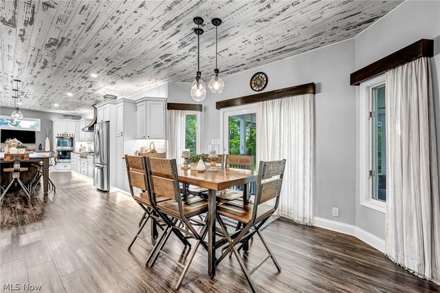9871 Highland Drive, Brecksville, OH 44141