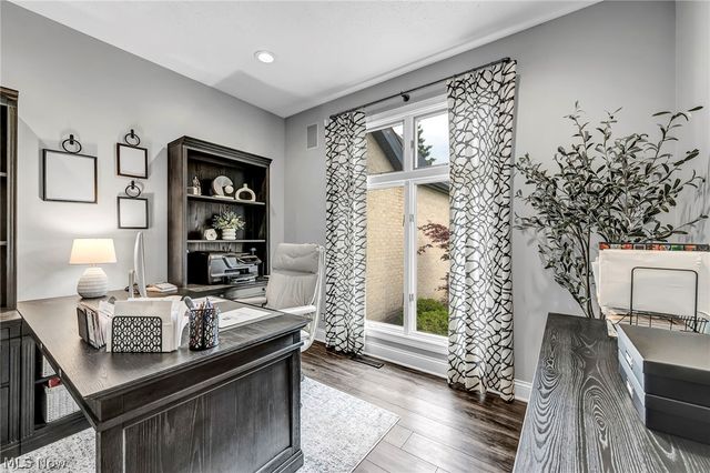 9871 Highland Drive, Brecksville, OH 44141