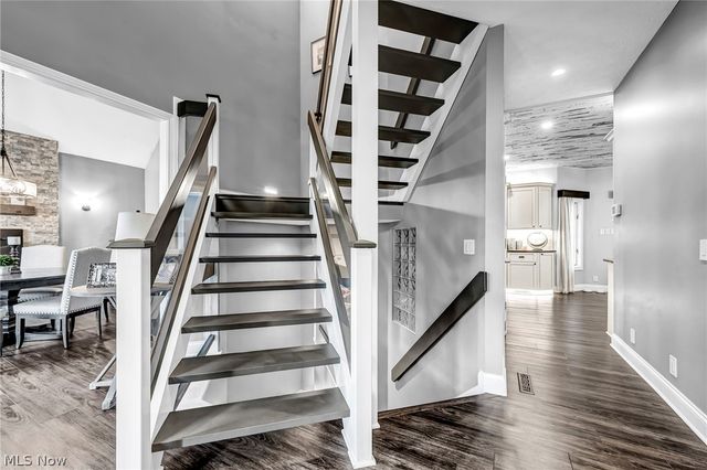 9871 Highland Drive, Brecksville, OH 44141