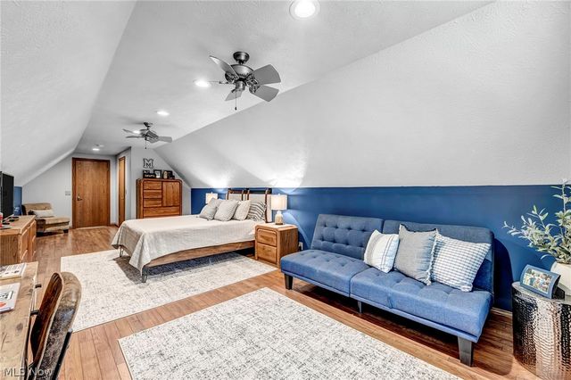 9871 Highland Drive, Brecksville, OH 44141