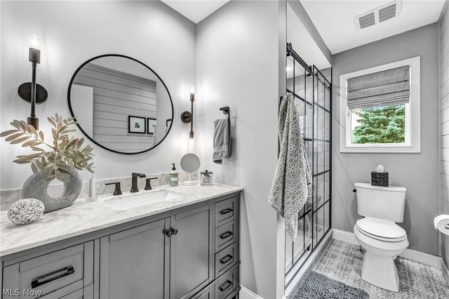 9871 Highland Drive, Brecksville, OH 44141