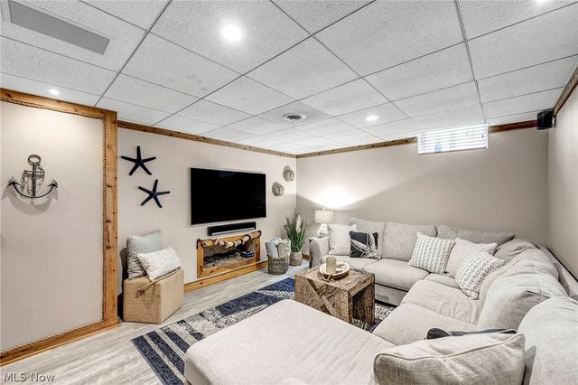 9871 Highland Drive, Brecksville, OH 44141