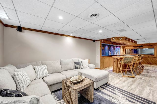 9871 Highland Drive, Brecksville, OH 44141