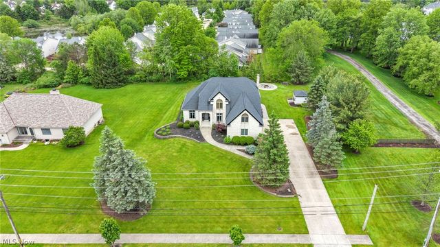 9871 Highland Drive, Brecksville, OH 44141