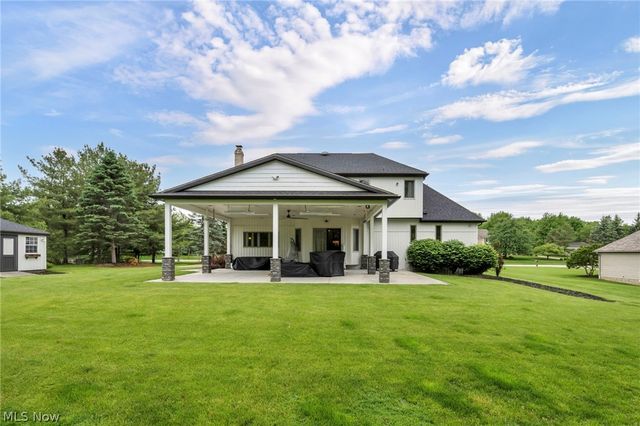 9871 Highland Drive, Brecksville, OH 44141