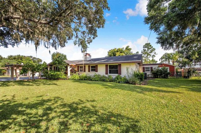 1317 AVENUE A SE, Winter Haven, FL 33880