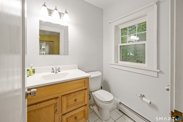 34 Clintonville Road, North Haven, CT 06473