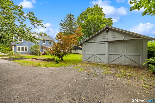 34 Clintonville Road, North Haven, CT 06473
