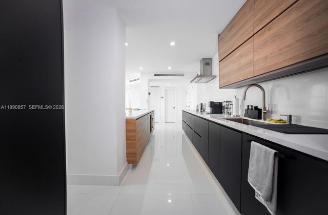 5600 Collins Ave 14K, Miami Beach, FL 33140