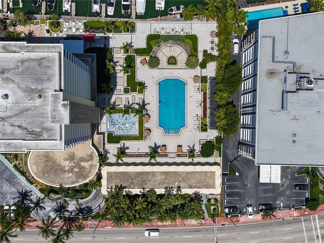 5600 Collins Ave 14K, Miami Beach, FL 33140