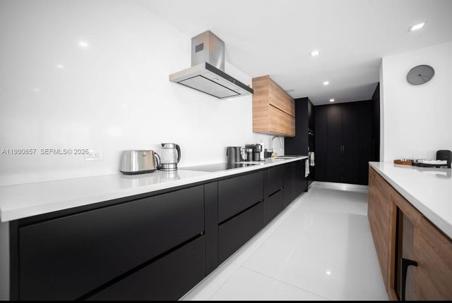 5600 Collins Ave 14K, Miami Beach, FL 33140