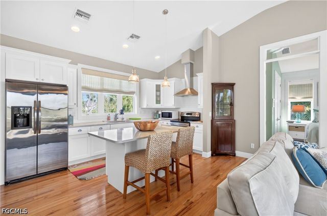 1637 Sabal Sands RD, Sanibel, FL 33957