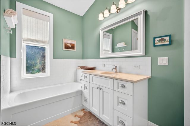 1637 Sabal Sands RD, Sanibel, FL 33957