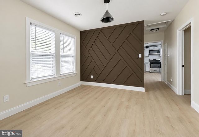 202 E MAIN ST, Penns Grove, NJ 08069