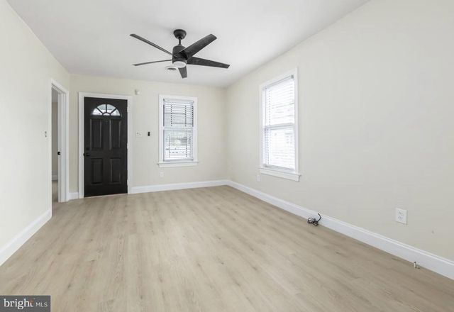 202 E MAIN ST, Penns Grove, NJ 08069