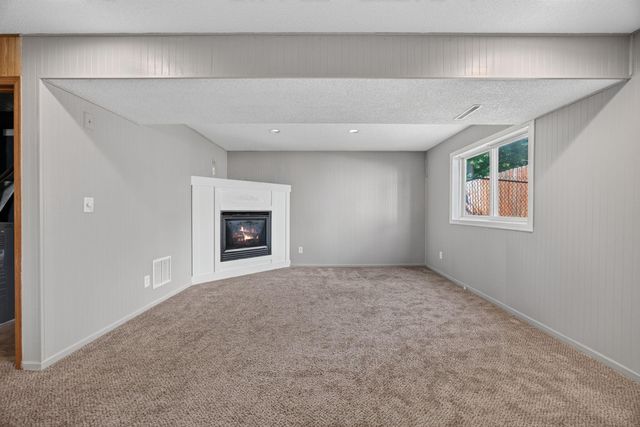 5920 Belfry Lane NW, Rochester, MN 55901