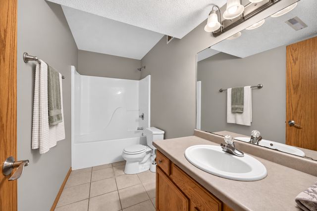 5920 Belfry Lane NW, Rochester, MN 55901