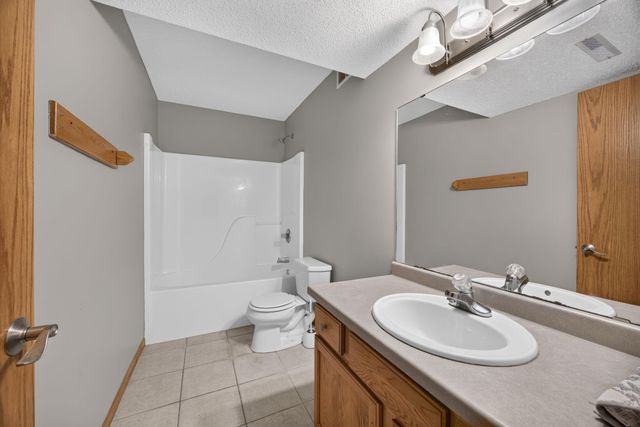 5920 Belfry Lane NW, Rochester, MN 55901