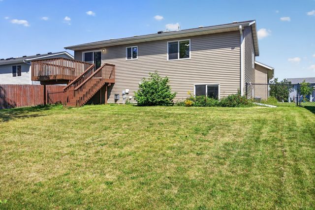 5920 Belfry Lane NW, Rochester, MN 55901