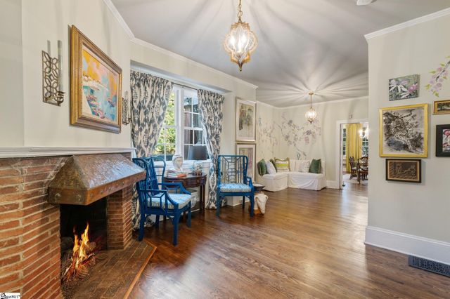 48 Ridgeland Drive, Greenville, SC 29601