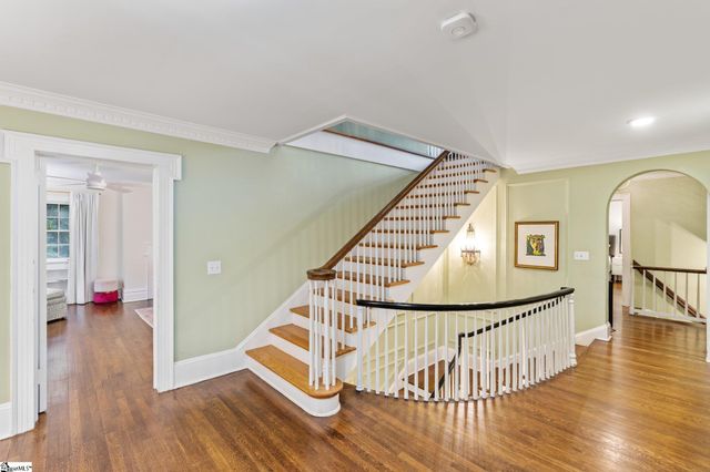 48 Ridgeland Drive, Greenville, SC 29601