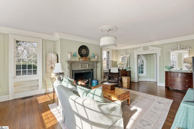 48 Ridgeland Drive, Greenville, SC 29601
