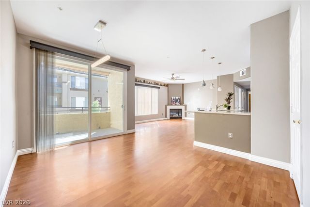 7173 South Durango Drive 212, Las Vegas, NV 89113