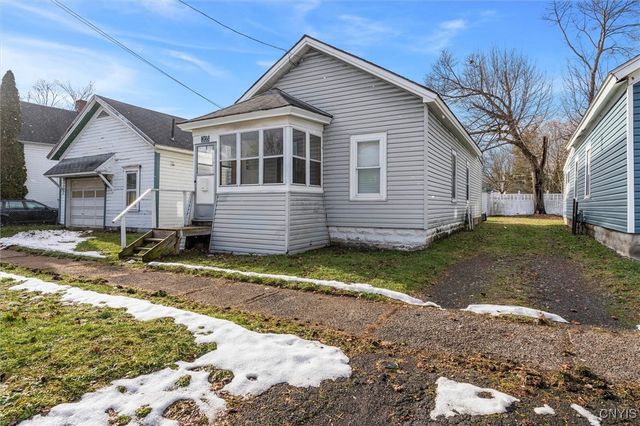 203 Mccool Avenue, Dewitt, NY 13057