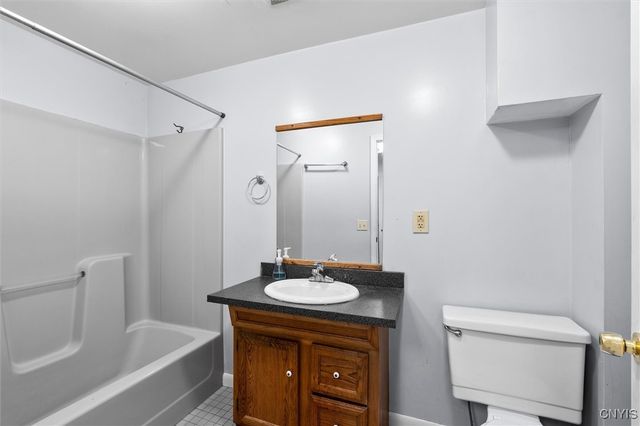 203 Mccool Avenue, Dewitt, NY 13057