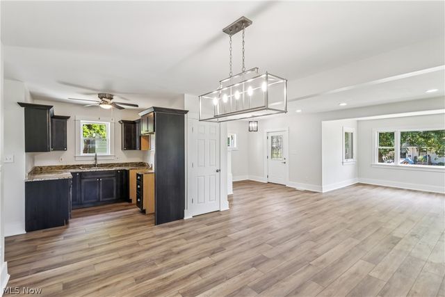 1551 Preston Avenue, Akron, OH 44305