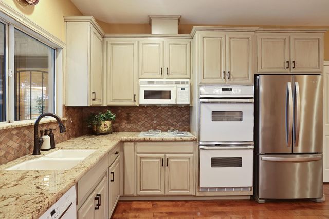 19321 Page Ct, Woodbridge, CA 95258