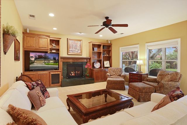 19321 Page Ct, Woodbridge, CA 95258