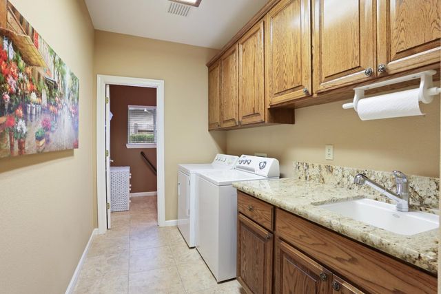 19321 Page Ct, Woodbridge, CA 95258