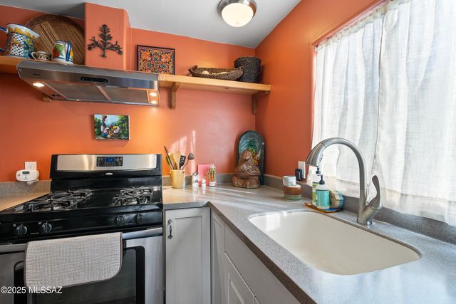 402 Sheard Drive, Patagonia, AZ 85624