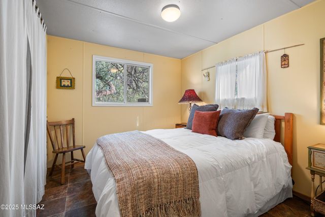 402 Sheard Drive, Patagonia, AZ 85624