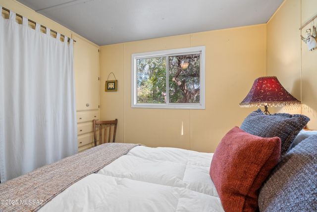 402 Sheard Drive, Patagonia, AZ 85624