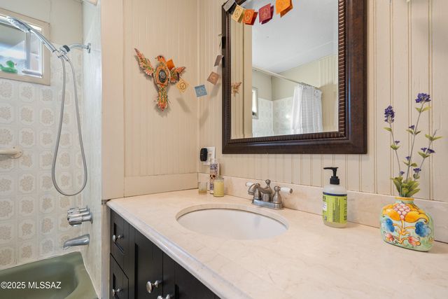 402 Sheard Drive, Patagonia, AZ 85624