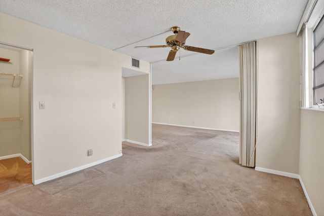 2571 Aragon Blvd 214, Sunrise, FL 33322