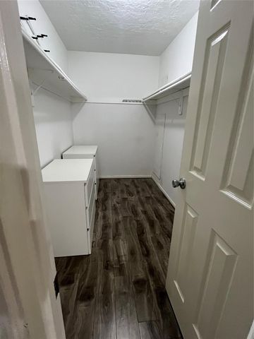 6448 Alisa Lane 601, Houston, TX 77084