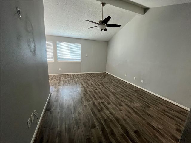 6448 Alisa Lane 601, Houston, TX 77084