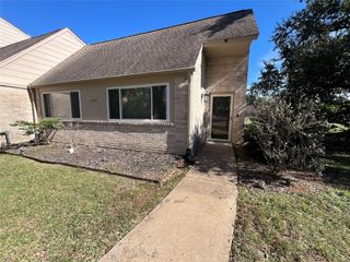 6448 Alisa Lane 601, Houston, TX 77084