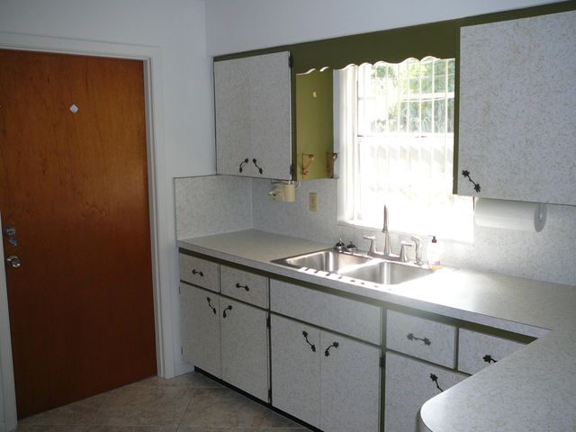 2921 Sherwood Lane, Fort Pierce, FL 34982