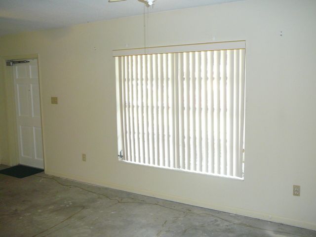 2921 Sherwood Lane, Fort Pierce, FL 34982