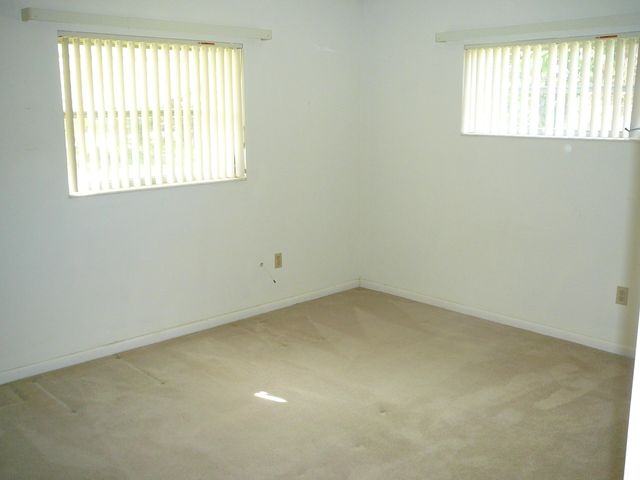 2921 Sherwood Lane, Fort Pierce, FL 34982