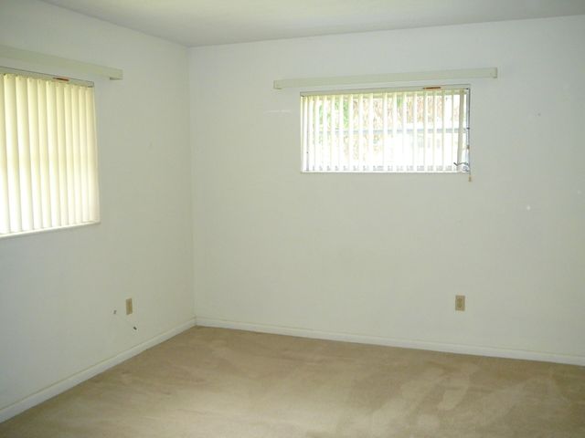 2921 Sherwood Lane, Fort Pierce, FL 34982