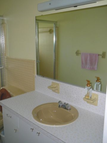 2921 Sherwood Lane, Fort Pierce, FL 34982